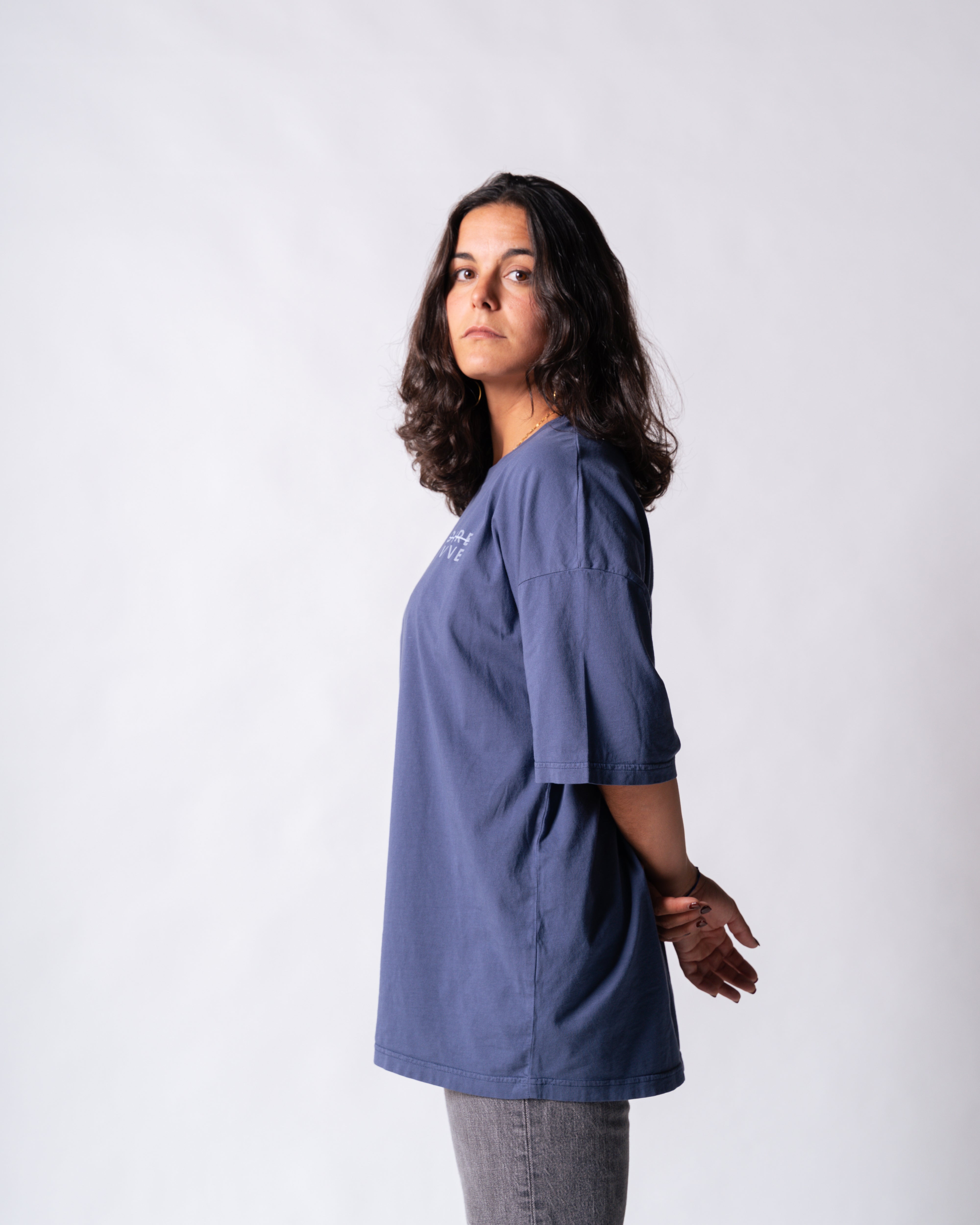 Camiseta Oversize SOBREVIVE