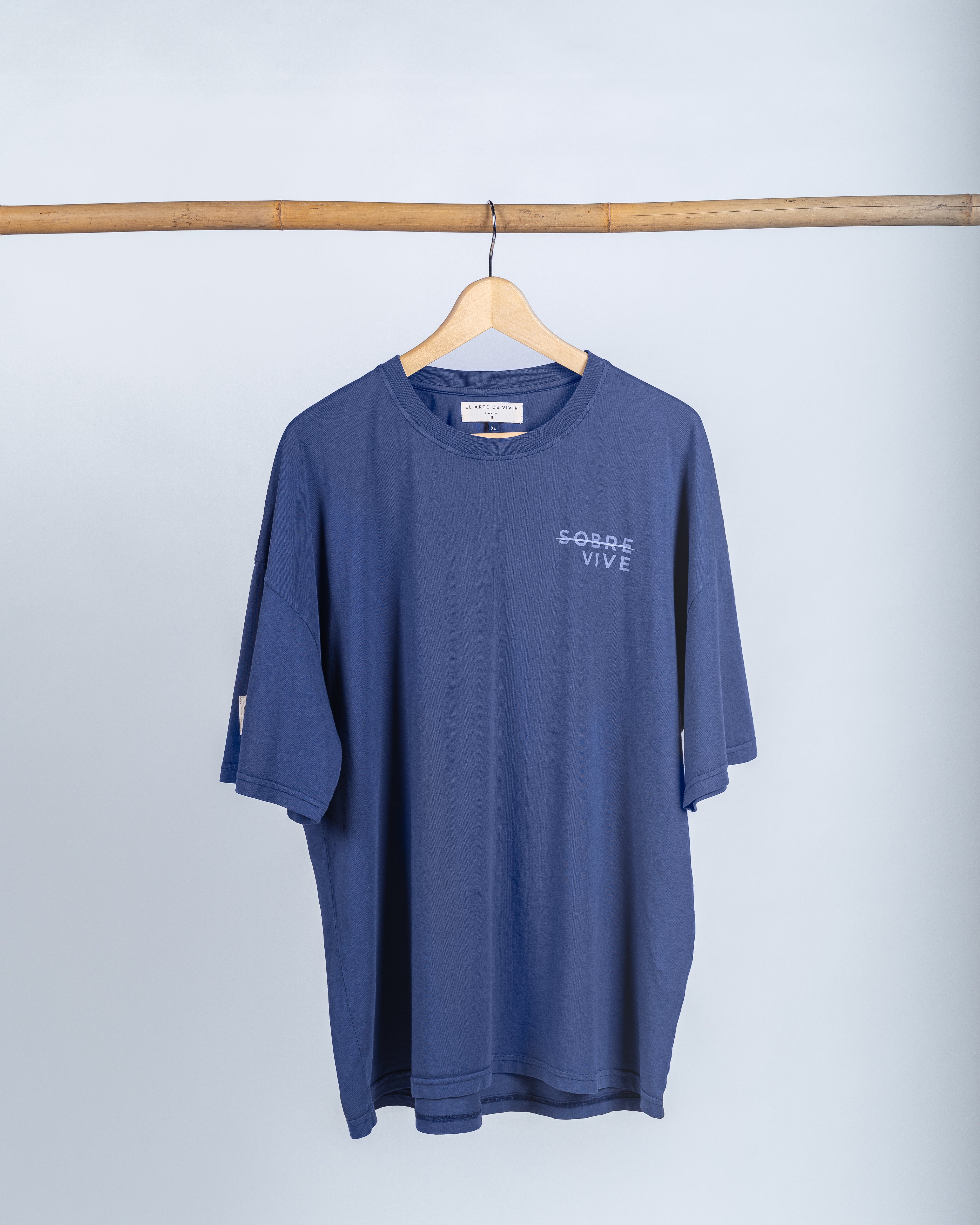 Camiseta Oversize SOBREVIVE