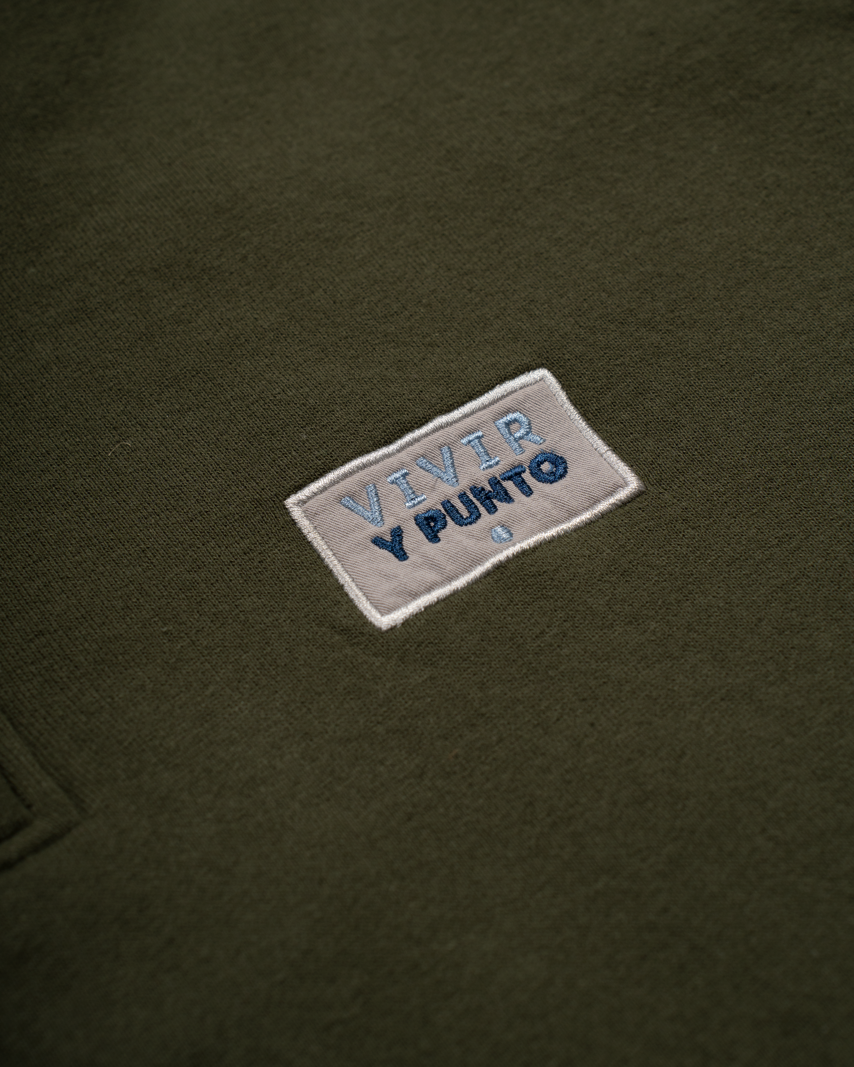 Sudadera Vivir y Punto