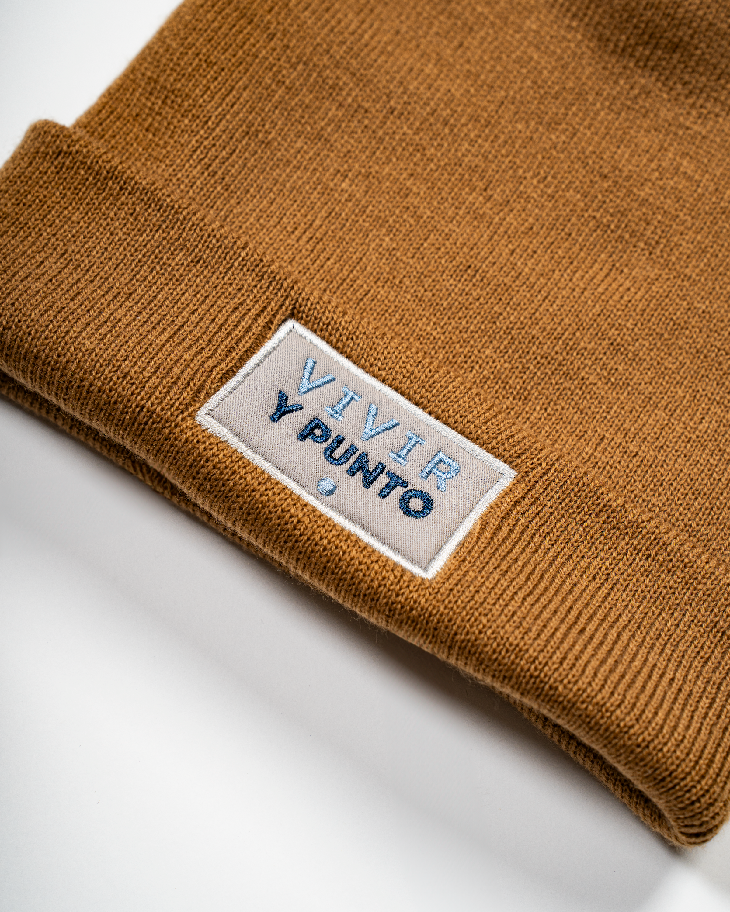Gorro Vivir y Punto