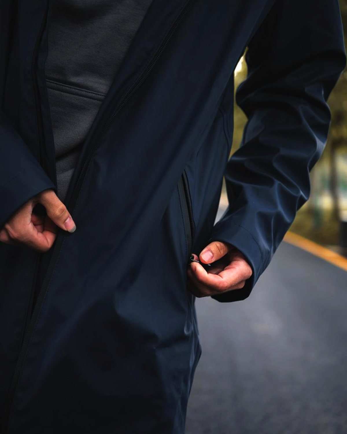 Parka impermeable - "Bello es el Riesgo"