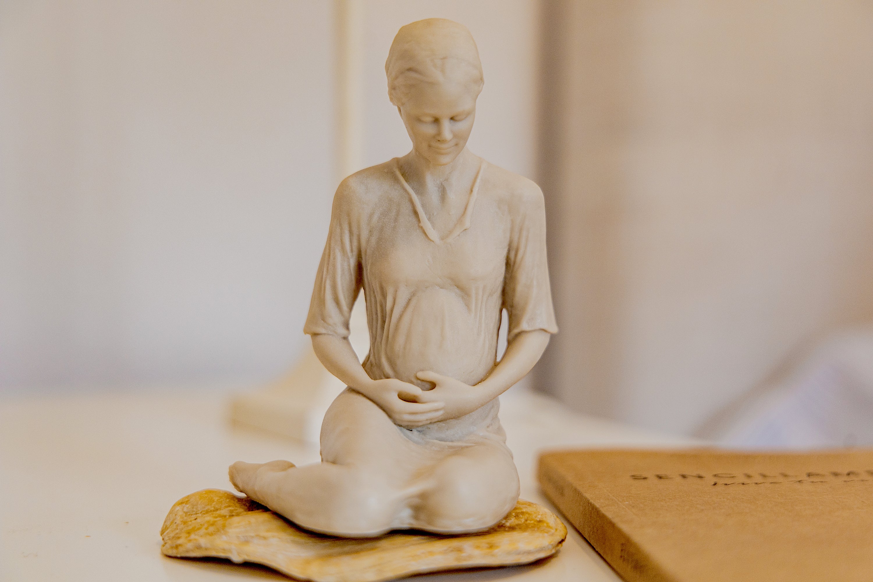 Escultura Madre de Hakuna (12cm)