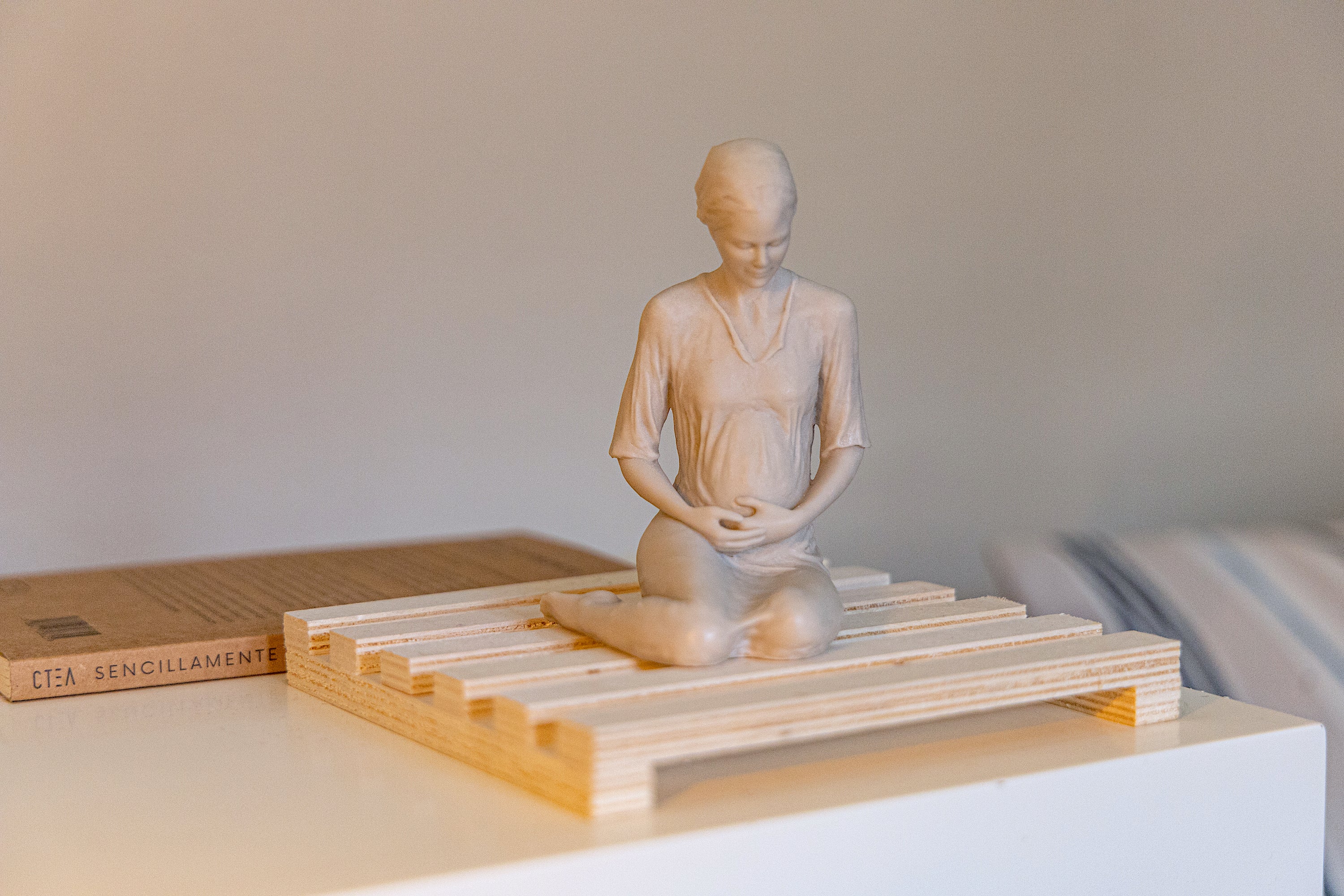 Escultura Madre de Hakuna (12cm)