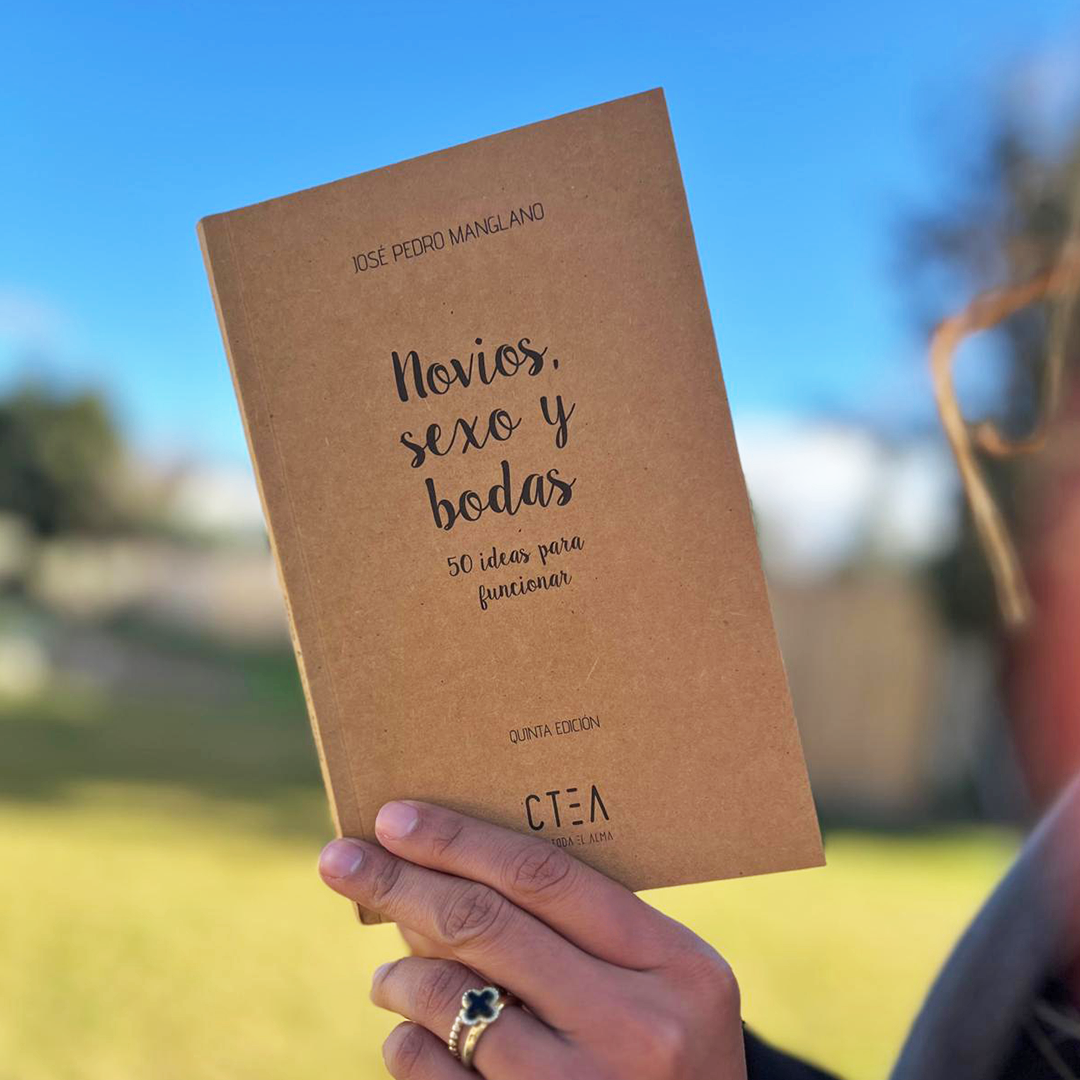 Novios, sexo y bodas: 50 ideas para funcionar