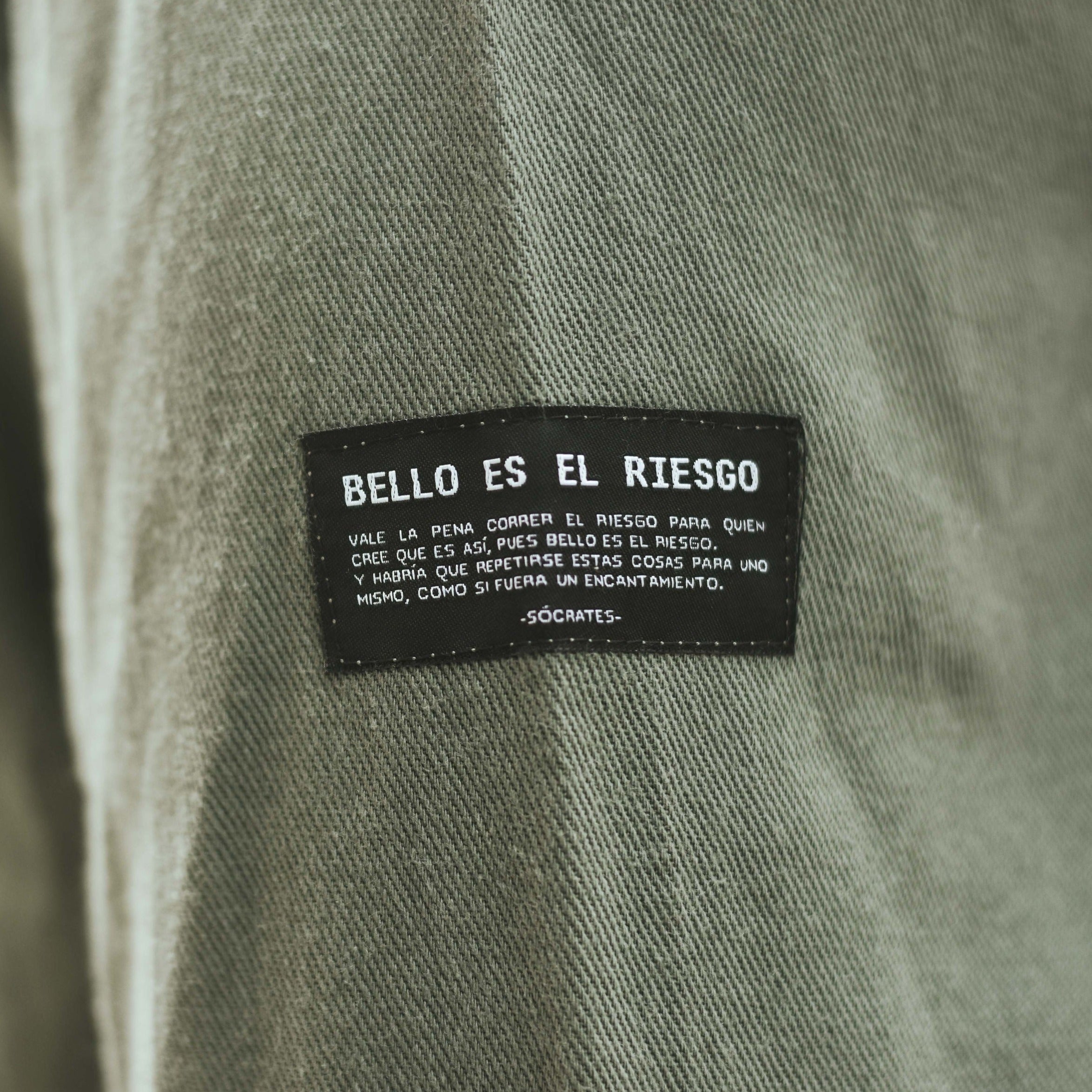 Sobrecamisa Risk Yourself